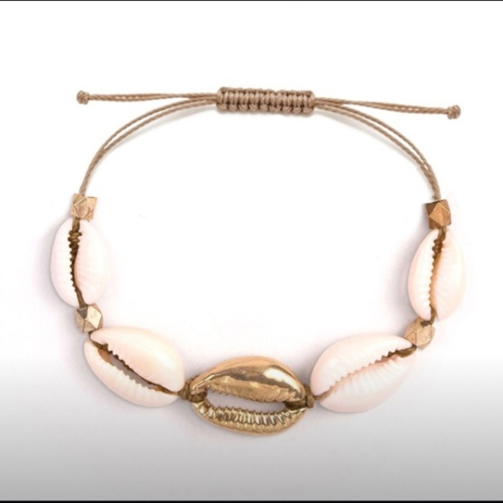 Cowrie Shell ๐ Bracelet - Picture 2 of 3